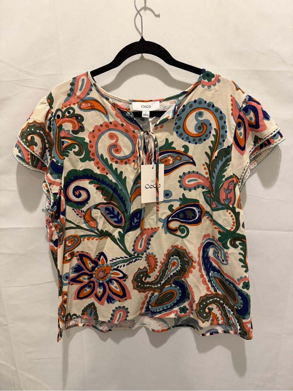 NWT CeCe Multicolor Paisley Print Short Sleeve Top size XL.summer,boho,casual